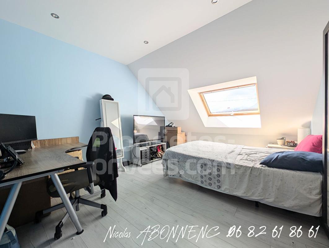 LE GUA Maison Le Gua 8 pièce(s) 270 m2 11