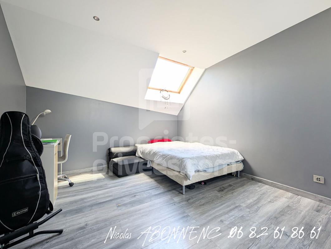 LE GUA Maison Le Gua 8 pièce(s) 270 m2 13