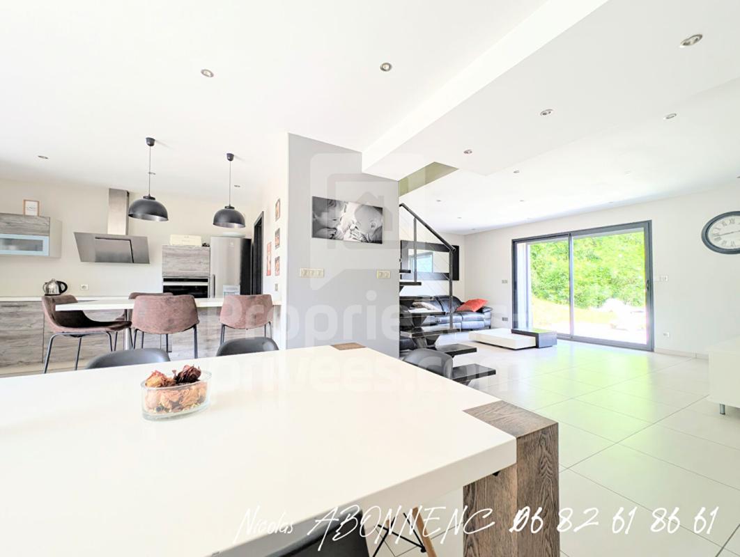 LE GUA Maison Le Gua 8 pièce(s) 270 m2 5