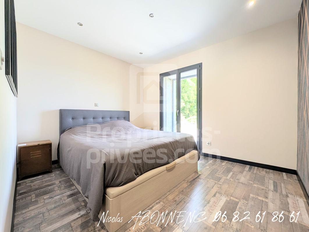 LE GUA Maison Le Gua 8 pièce(s) 270 m2 8