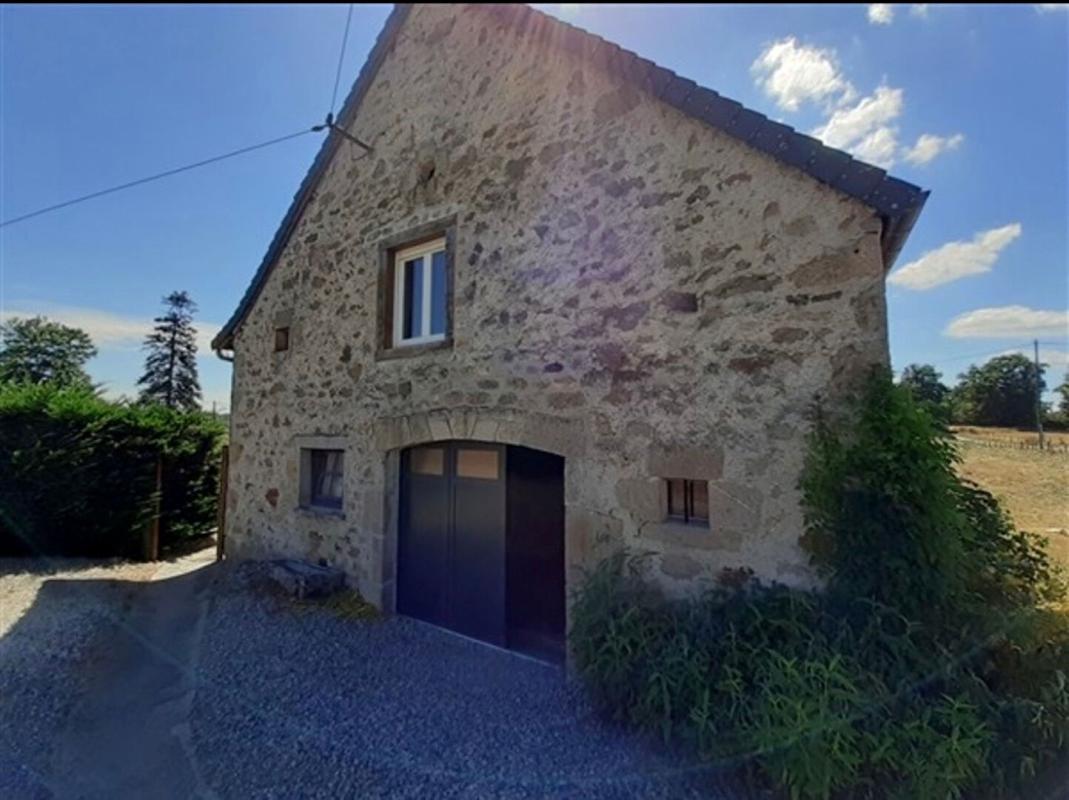 SAINT-MARTIN-LA-MEANNE Maison Saint Martin La Meanne 5 pièce(s) 225 m2 13