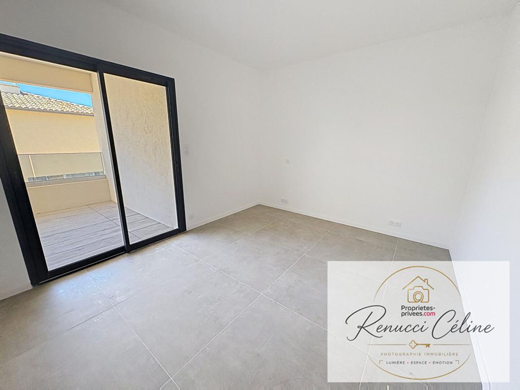 GROSSETO-PRUGNA Appartement Porticcio T3 de 52 m2 + Terrasse de 18 m² 2