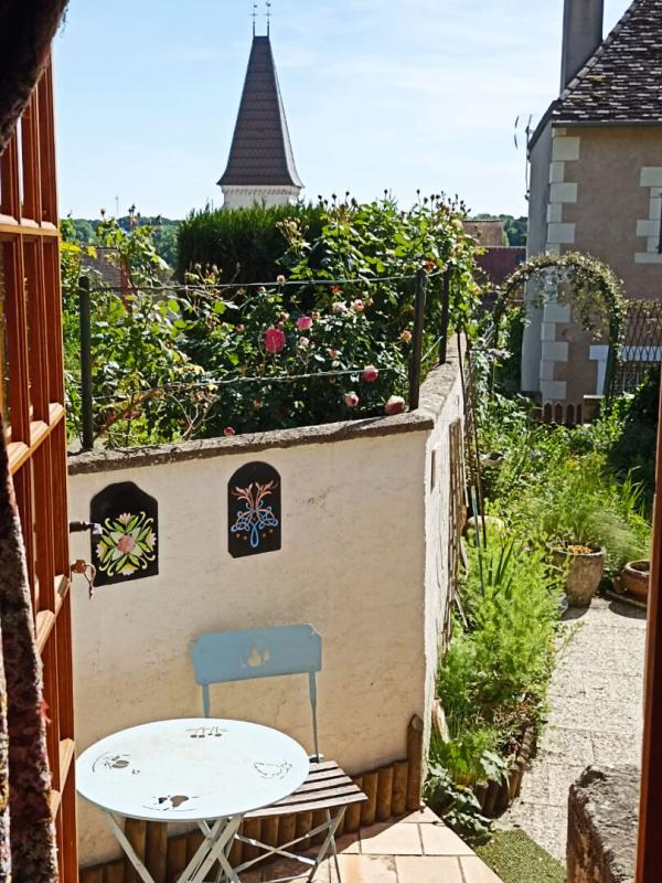 PREUILLY-SUR-CLAISE Maison de pays Preuilly Sur Claise 5 pièces jardin et garage 5