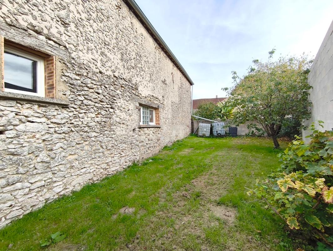 MONTMIRAIL Maison Montmirail 17