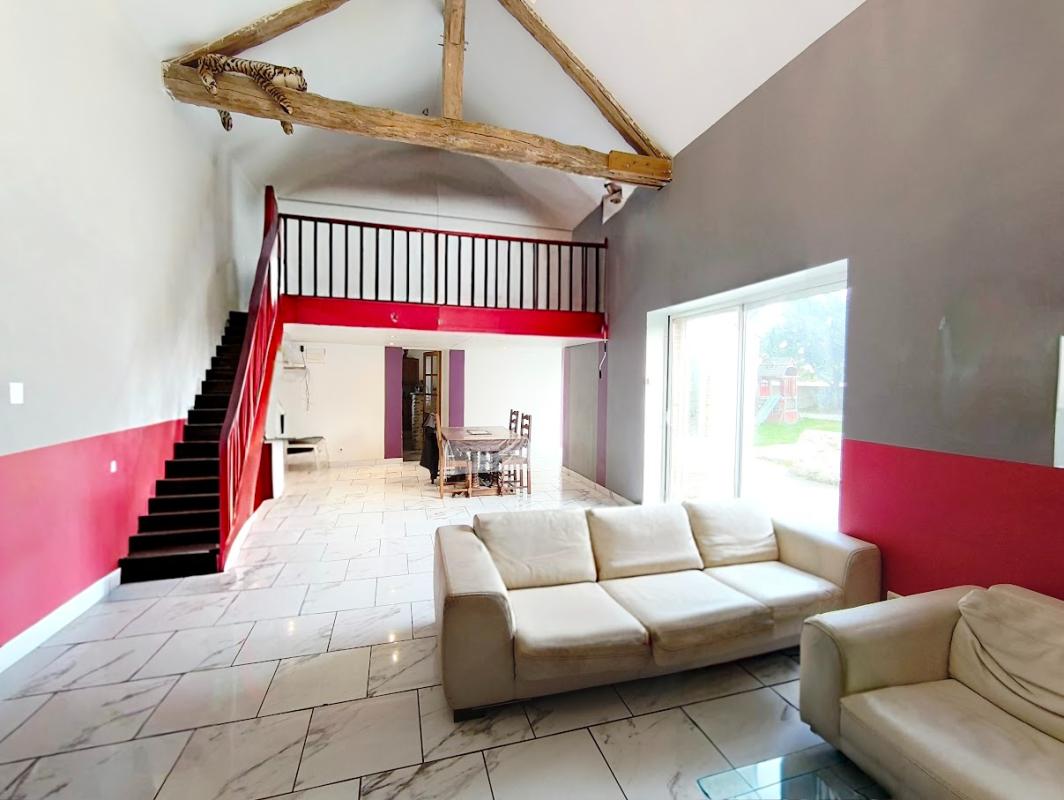 MONTMIRAIL Maison Montmirail 2