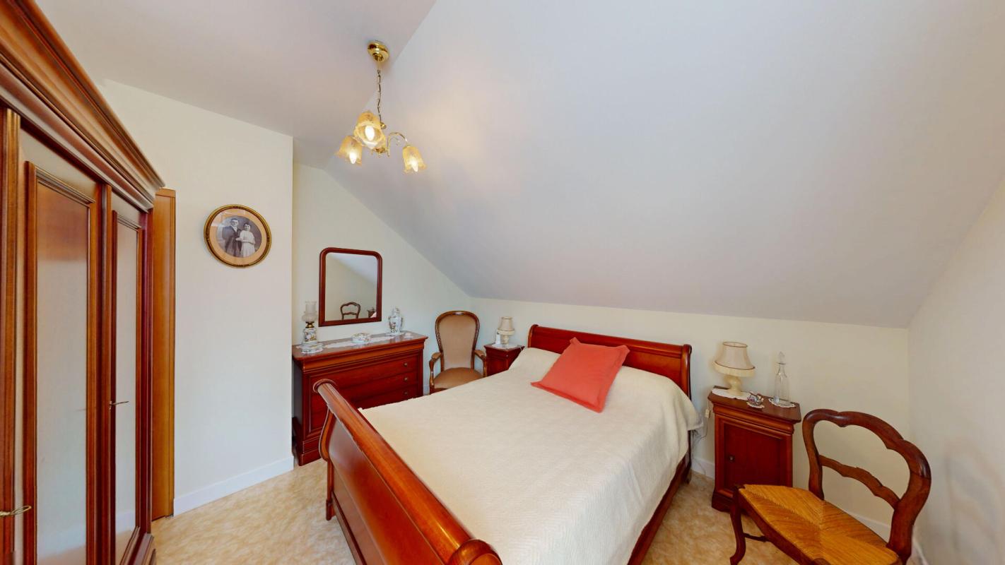 MEREAU Maison Mereau 5 pièce(s) 136 m2 12