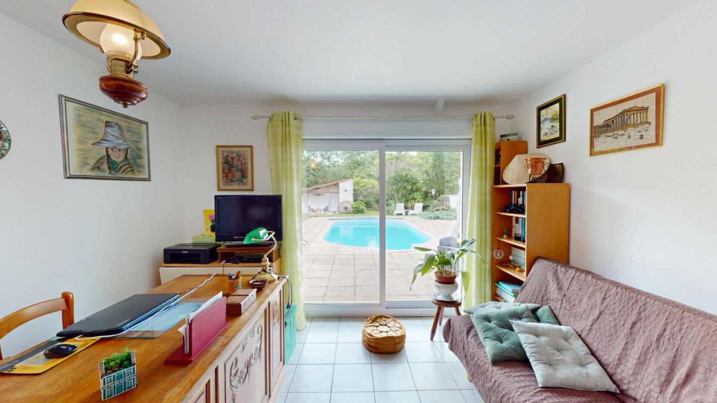 MEREAU Maison Mereau 5 pièce(s) 136 m2 4