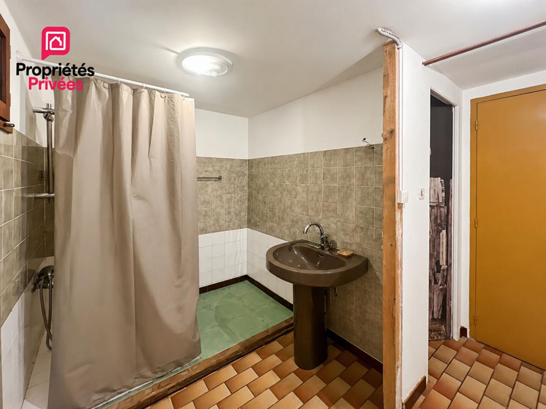 BAZAS Charmante maison en pierre avec dépendance et jardin 14