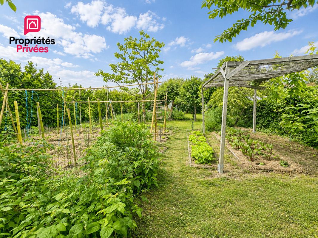 BAZAS Charmante maison en pierre avec dépendance et jardin 18