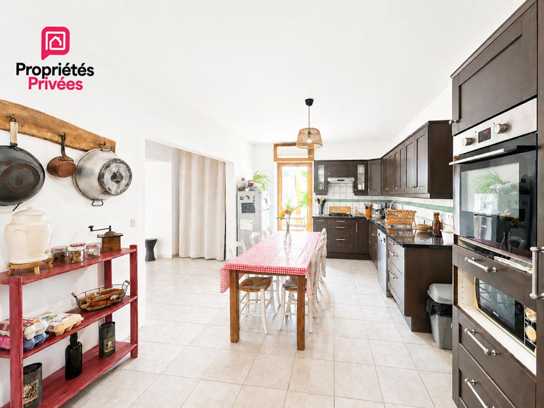 BAZAS Charmante maison en pierre avec dépendance et jardin 7