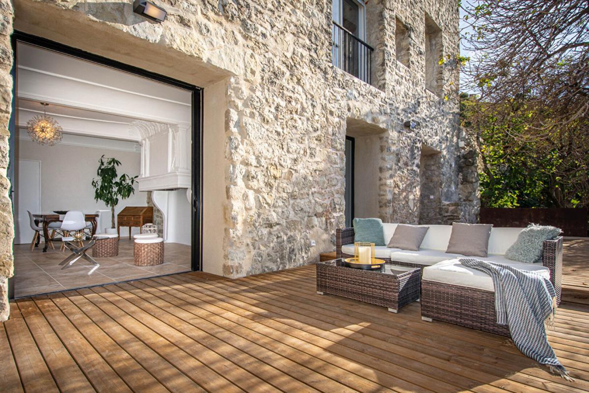 DIGNE-LES-BAINS Appartement T2  avec loggia terrasse et jardin 3