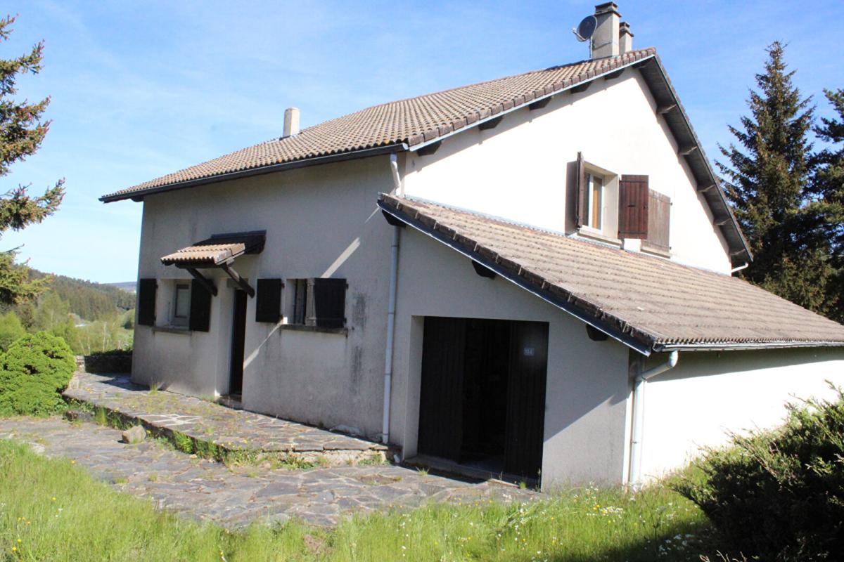 LANARCE Exclusivité Maison avec deux habitations de 166 m2 sur une parcelle de 5400 m² 16