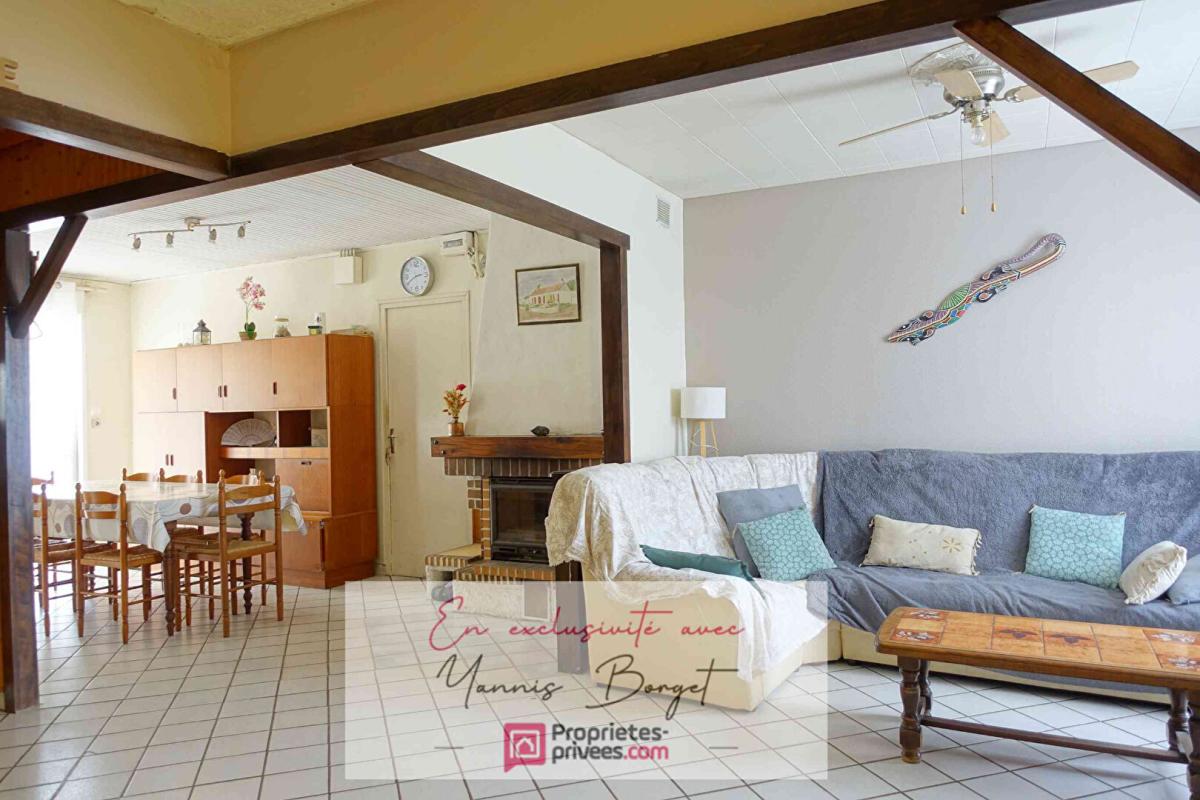 CHAVAGNES-EN-PAILLERS Maison de plain-pied 4 chambres avec dépendances 5