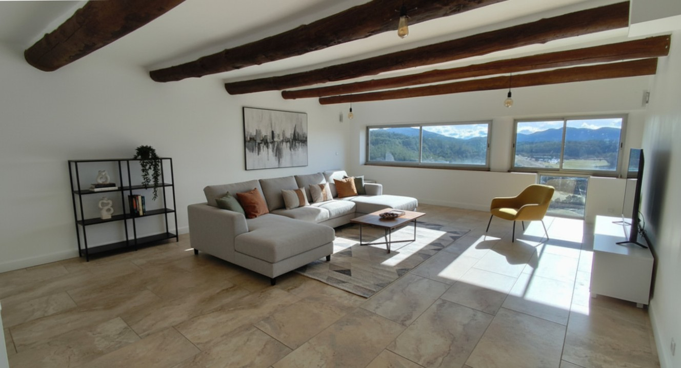 DIGNE-LES-BAINS Appartement  T4 d' architecte, vue panoramique 2