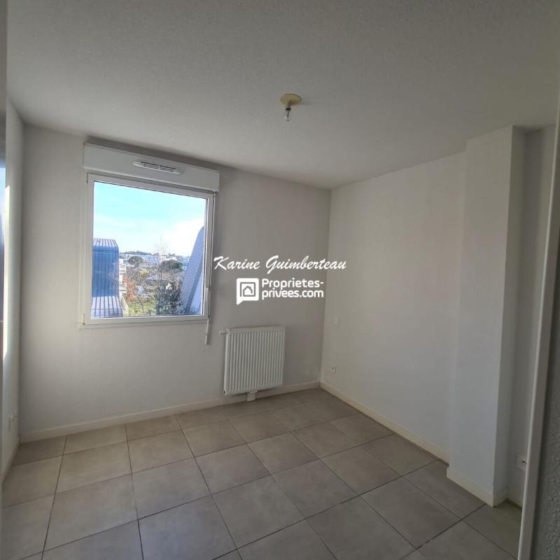 BEGLES Appartement 3 pièce(s) 70.7 m2 3ème étage 10