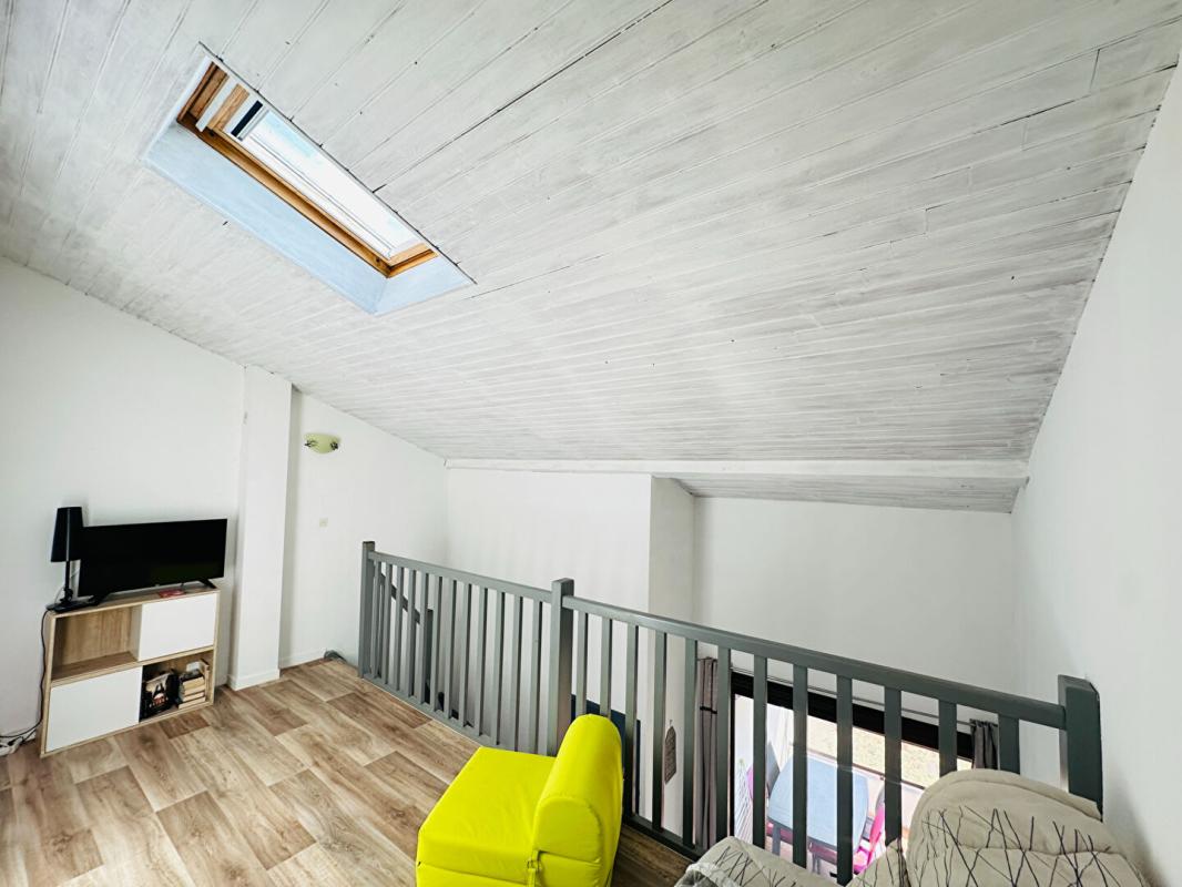 SAINT-GEORGES-DE-DIDONNE Appartement aperçu mer 4 pièce(s) 58.9 m2 11