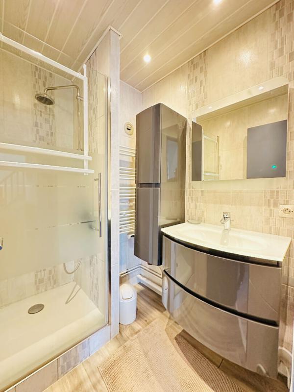 SAINT-GEORGES-DE-DIDONNE Appartement aperçu mer 4 pièce(s) 58.9 m2 13