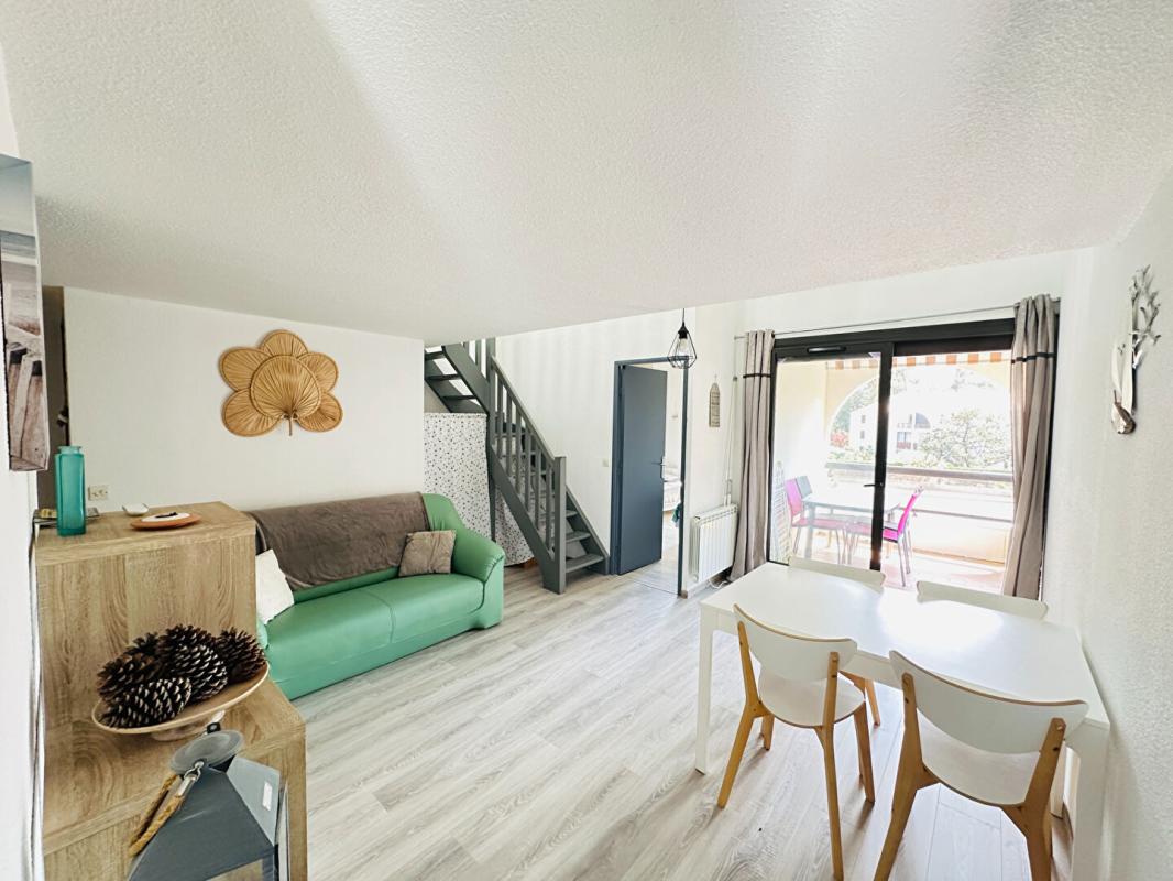 SAINT-GEORGES-DE-DIDONNE Appartement aperçu mer 4 pièce(s) 58.9 m2 3