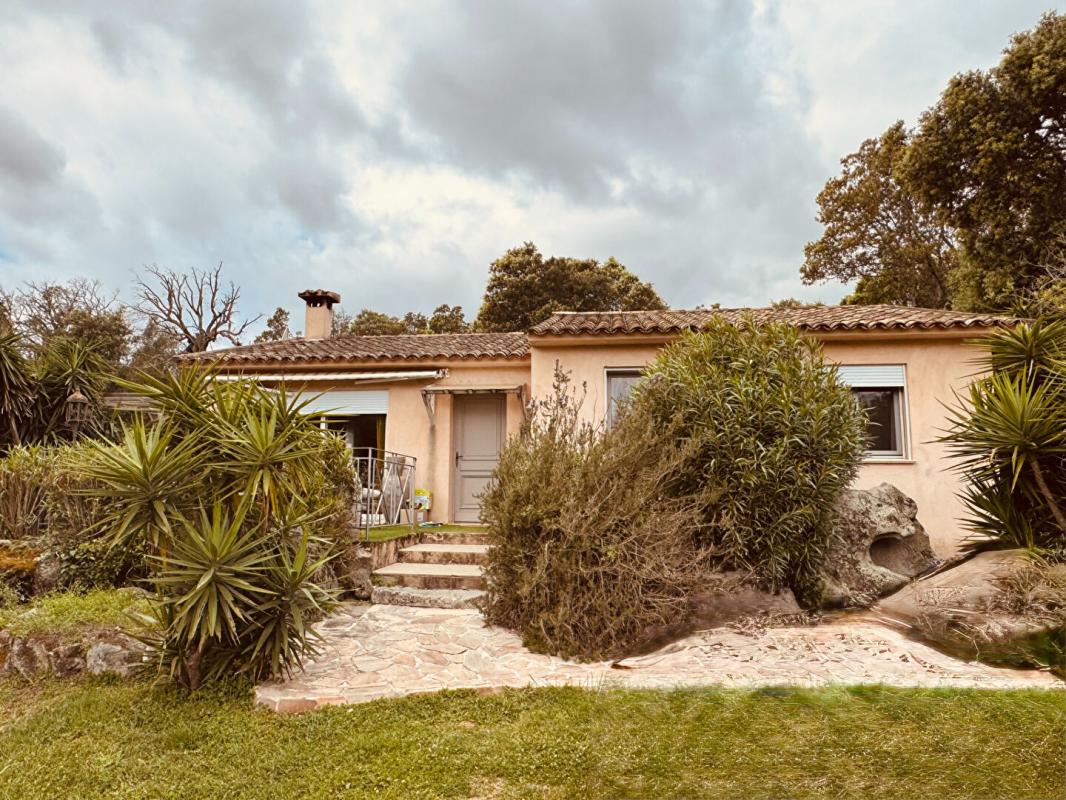 PORTO-VECCHIO EXCLUSIVITÉ Propriété avec deux villas indépendantes 6