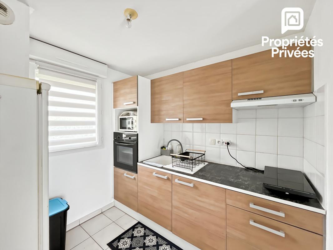 SAINT-ANDRE-DE-CUBZAC Appartement T3 centre Saint-André-de-Cubzac, aucun travaux , 2 places de parking 10
