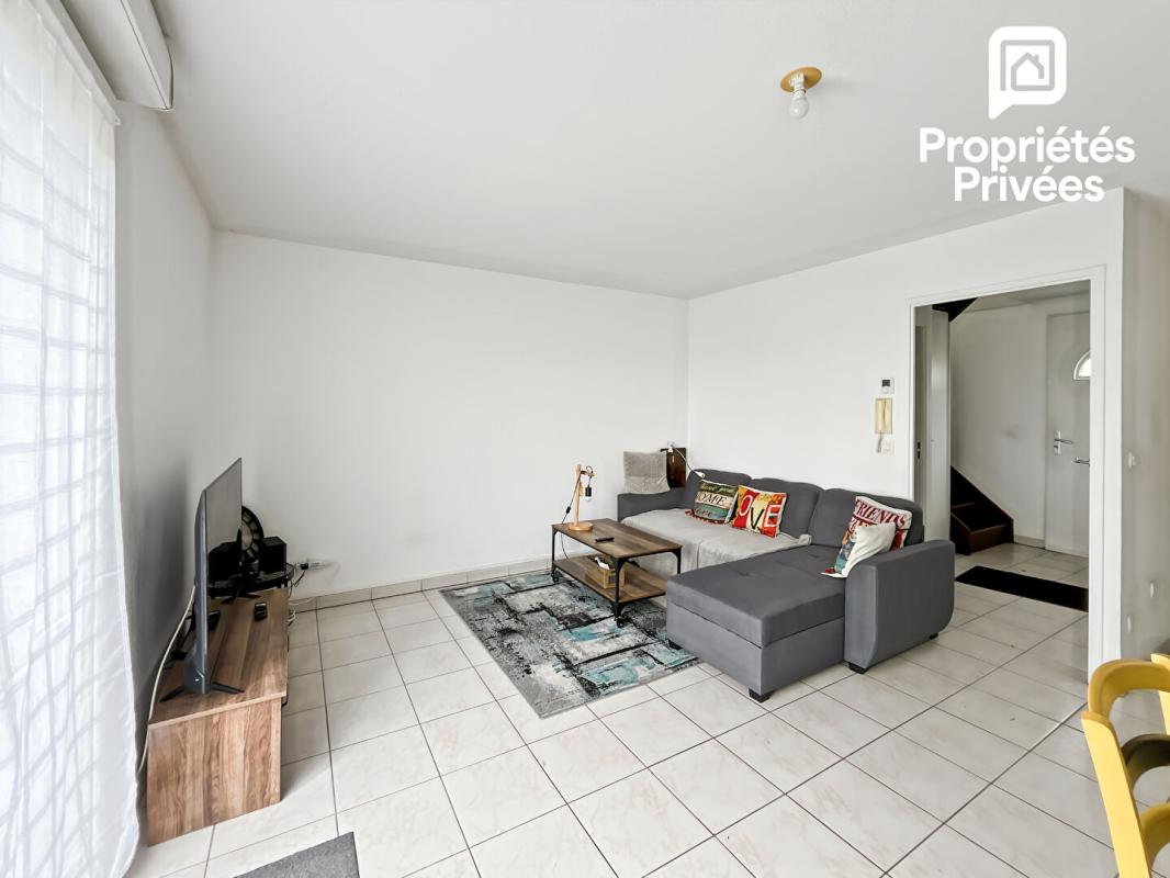 SAINT-ANDRE-DE-CUBZAC Appartement T3 centre Saint-André-de-Cubzac, aucun travaux , 2 places de parking 14