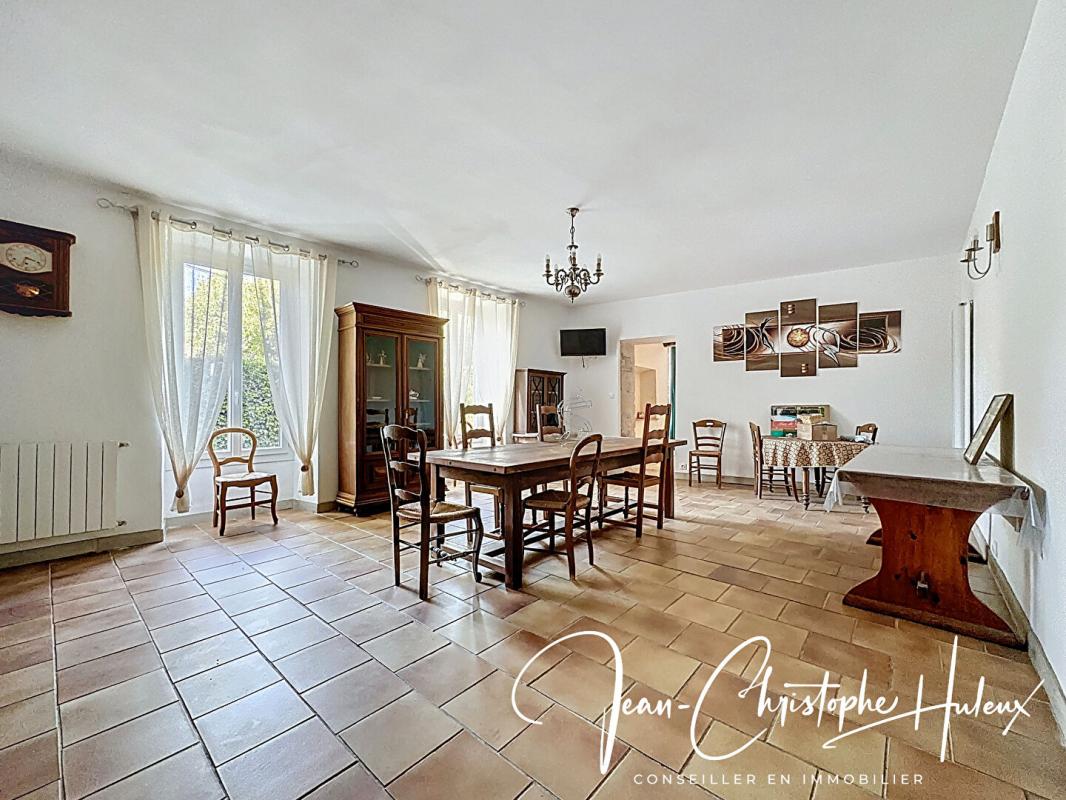 NIMES Maison familiale 18 pièce(s) 418 m2 5