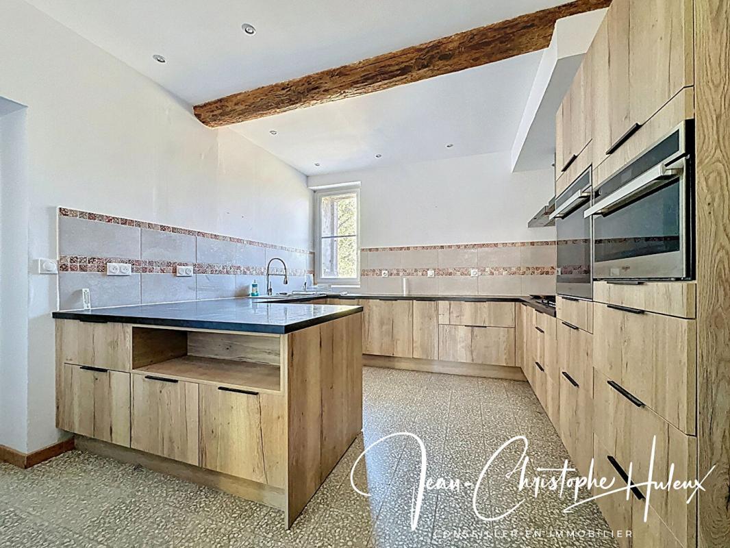 NIMES Maison familiale 18 pièce(s) 418 m2 6