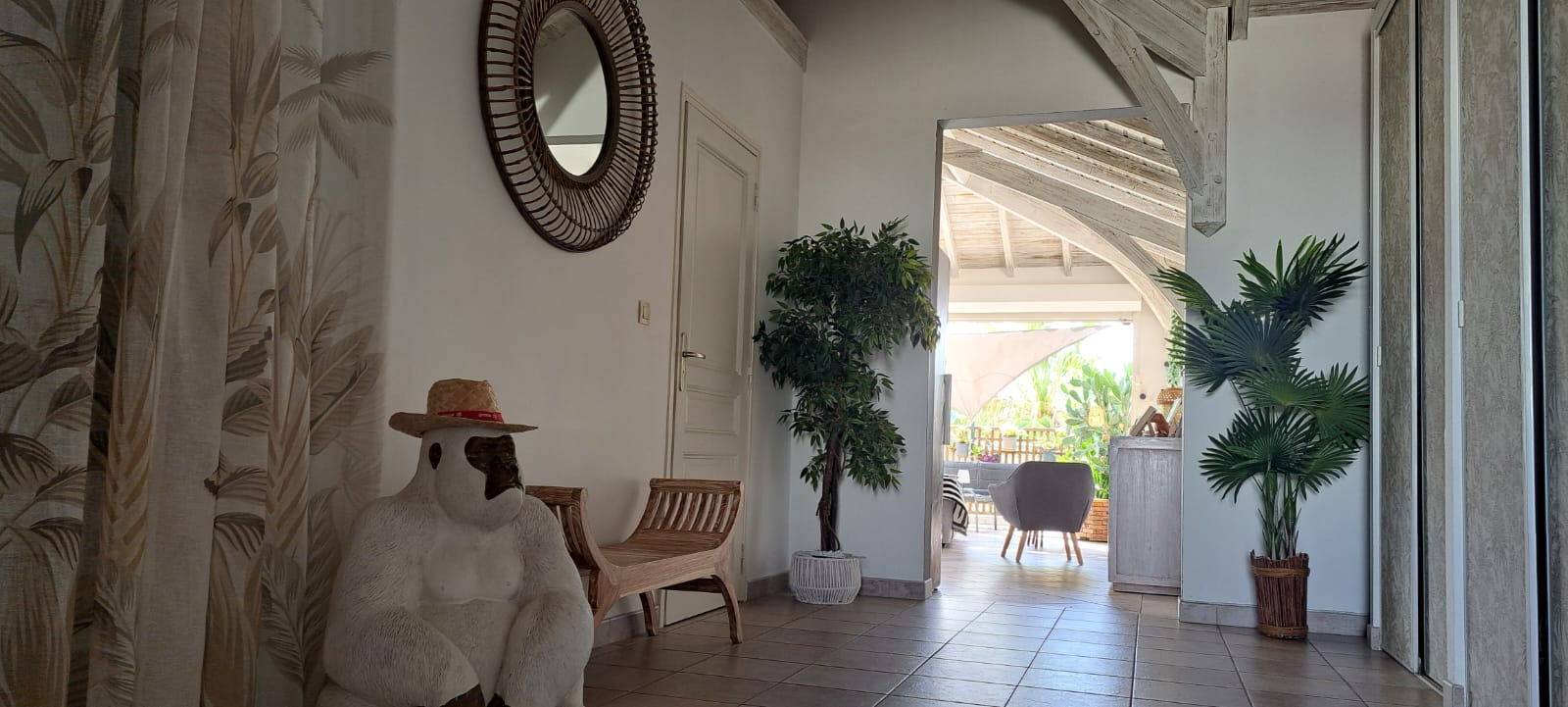 LES TROIS-ILETS Penthouse d'Exception aux Trois-Îlets : 126 m², 47 m² de terrasse, garage et cave inclus 2