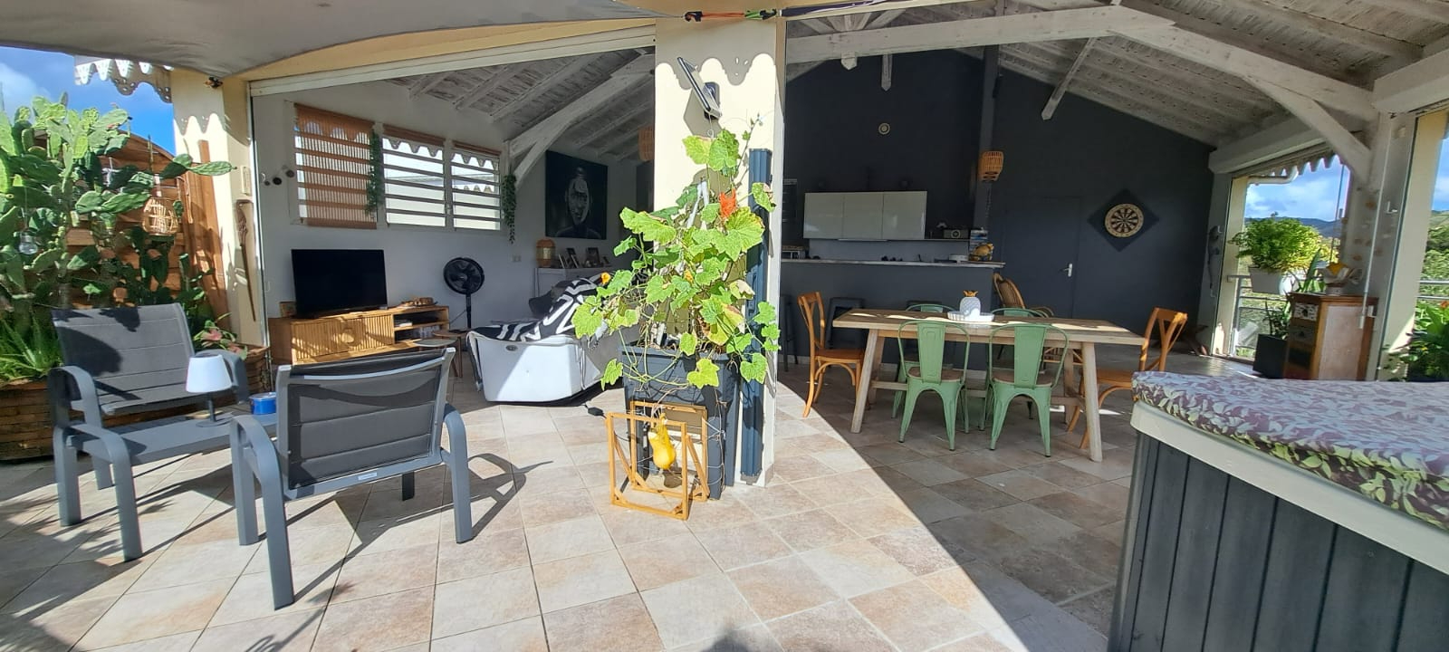 LES TROIS-ILETS Penthouse d'Exception aux Trois-Îlets : 126 m², 47 m² de terrasse, garage et cave inclus 5