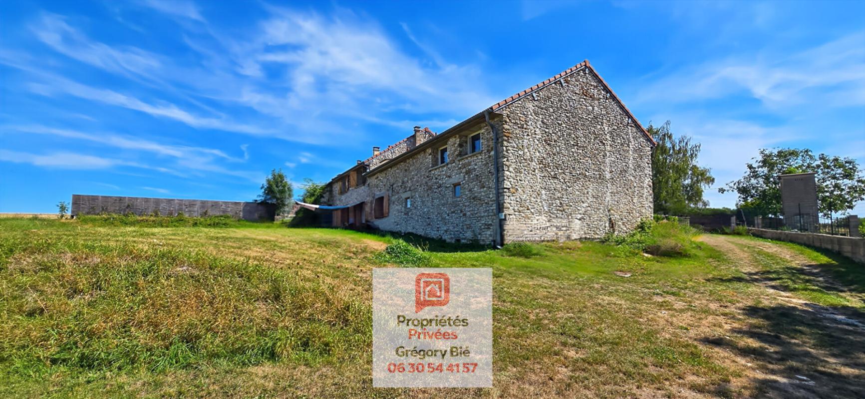 CHATEAU-THIERRY Ferme près de Château-Thierry 1