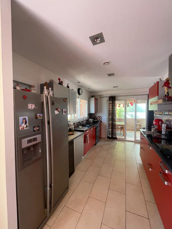 SAINT-CLEMENT Villa contemporaine Saint Clement 5 pièce(s) 150 m2 garage sue terrain 816 m2 11
