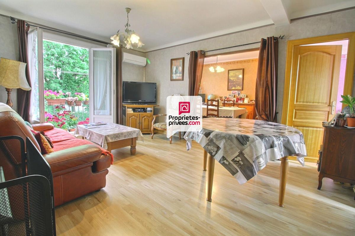 NIMES Appartement 4 pièces 67 m² à Nîmes 1