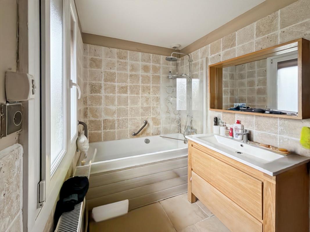LESQUIN MAISON FAMILIALE AVEC JARDIN ET FORT POTENTIEL LESQUIN 7