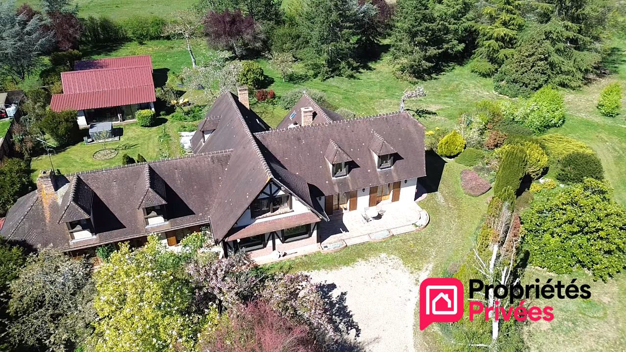 CROTH Maison traditionnelle 400m2 6 chambres dépendances piscine parc de 3 hectares 800000 FAI 1