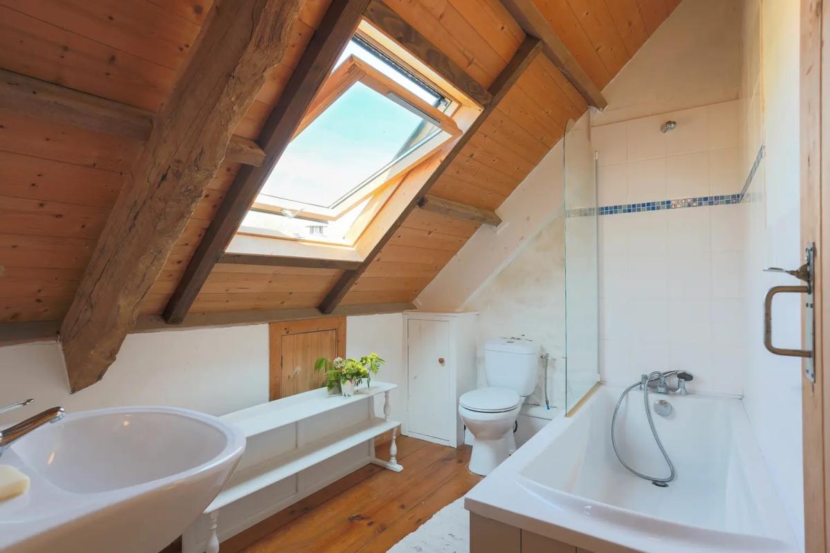 POMMERIT-LE-VICOMTE Longère proche Guinguamp 8 pièce(s) 230 m2 8