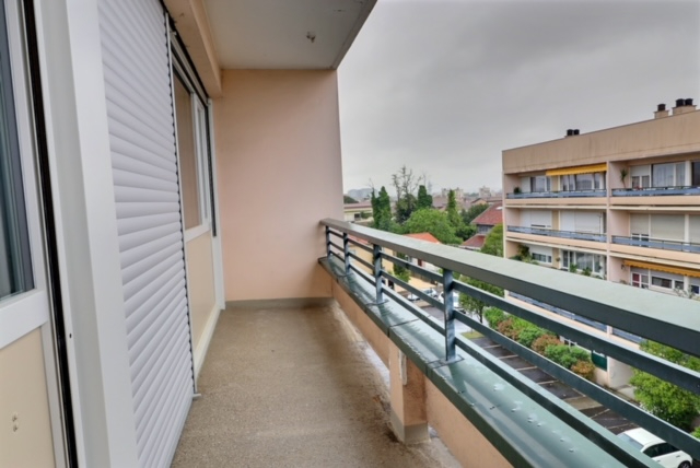 TALENCE Appartement Talence T1 Bis  33 m2 avec balcon 4