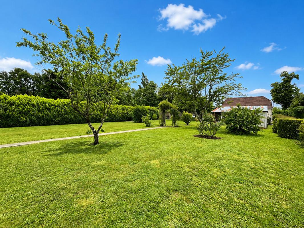 ECUEILLE Maison Ecueille 5 pièce(s) 96.5 m2 16