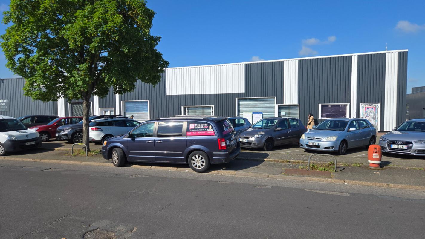 VERNOUILLET VERNOUILLET - Local commercial Zone commerciale SUD , 136 m2 4