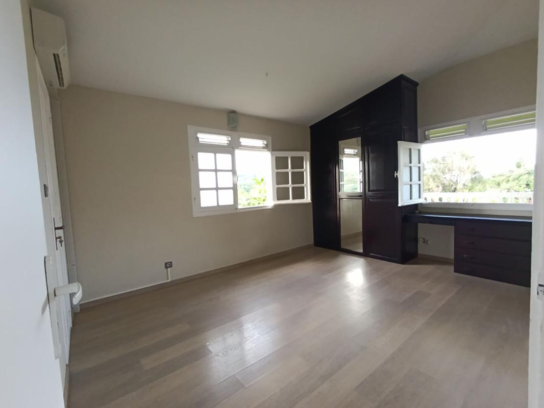 LE FRANCOIS APPT-VILLA DE STANDING F4 (198 m²) AU FRANÇOIS + JARDIN PRIVÉ - CALME & À L'ABRI ! 12