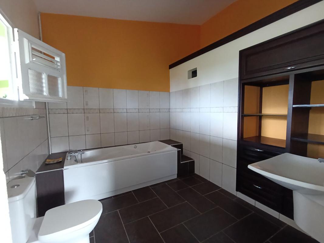 LE FRANCOIS APPT-VILLA DE STANDING F4 (198 m²) AU FRANÇOIS + JARDIN PRIVÉ - CALME & À L'ABRI ! 14