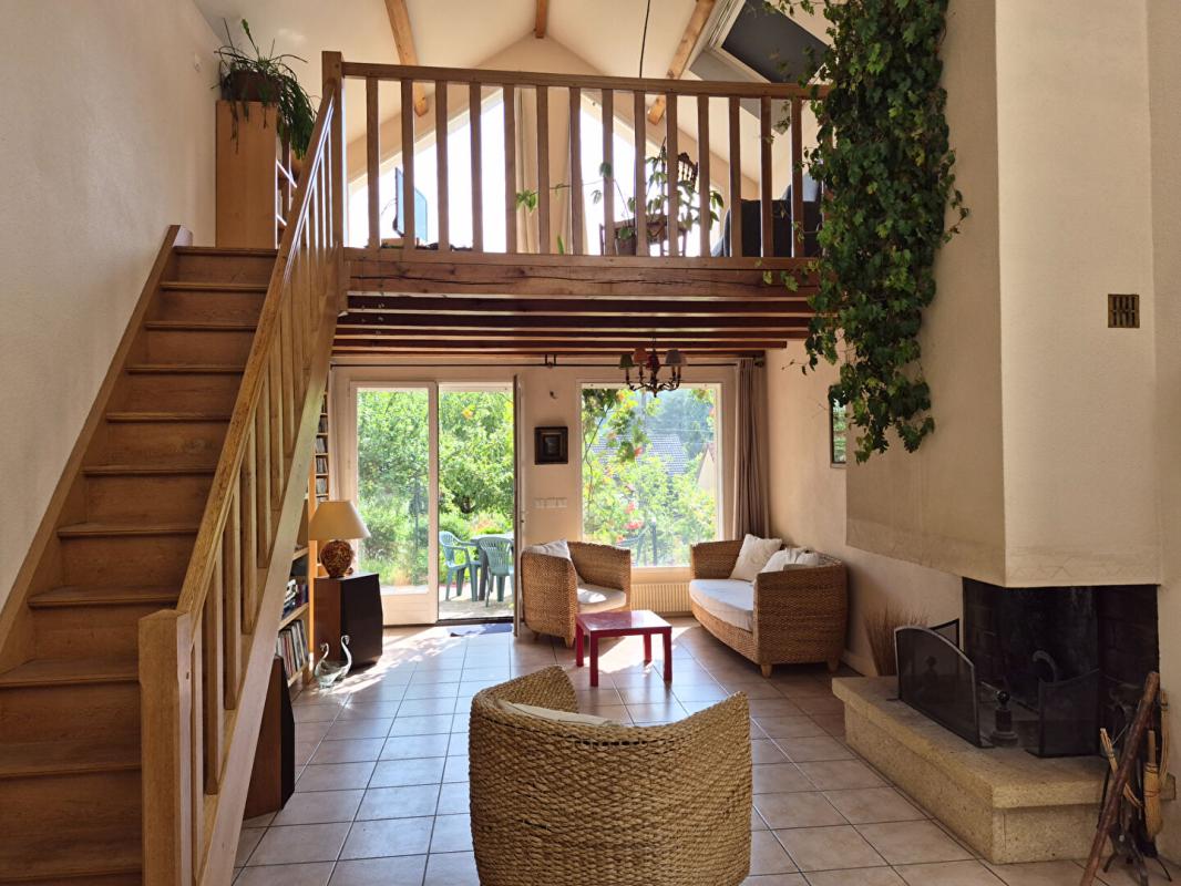 SAINT-REMY-LES-CHEVREUSE Maison Saint Remy Les Chevreuse 5 pièces 113 m2 2