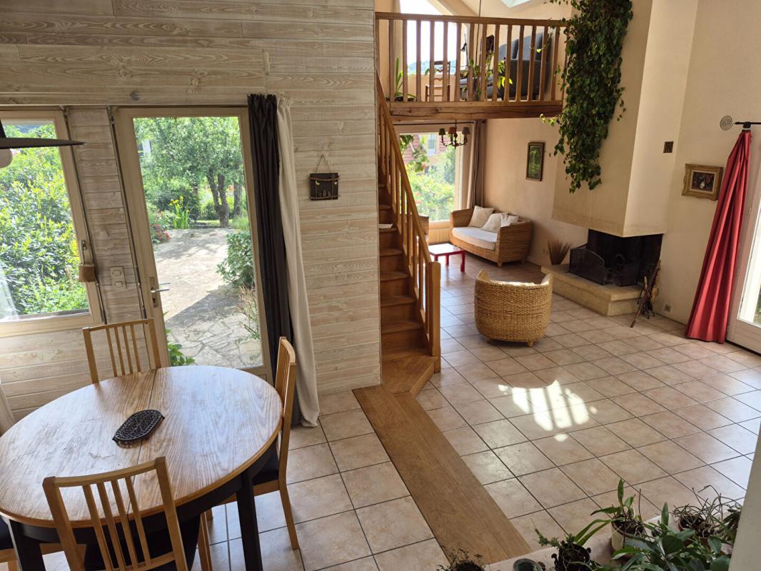 SAINT-REMY-LES-CHEVREUSE Maison Saint Remy Les Chevreuse 5 pièces 113 m2 4