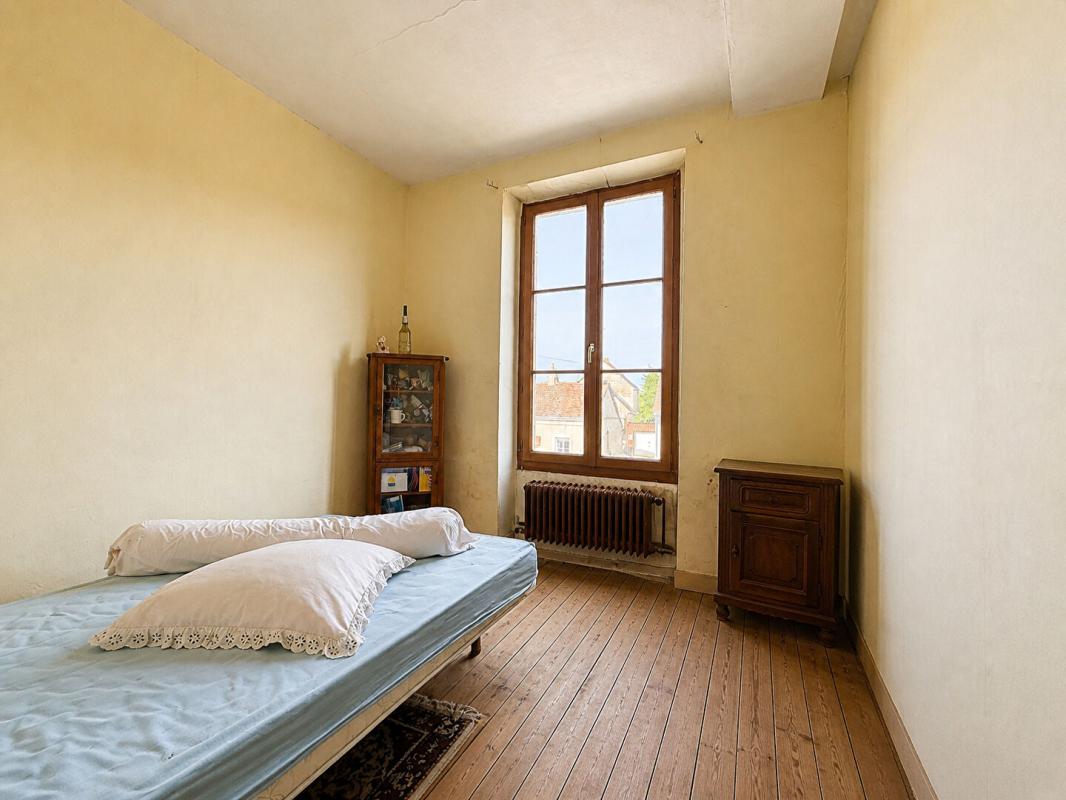 CONTILLY ANCIENNE AUBERGE À RÉNOVER - CONTILLY - ENVIRON 185 m² - FORT POTENTIEL HABITATION OU PROJET PROFESSIONNEL 10