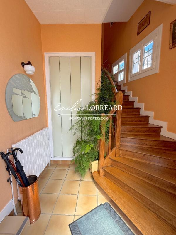 LE MANS Maison Le Mans 9 pièce(s) 159 m2 avec garage de 50 m2 5