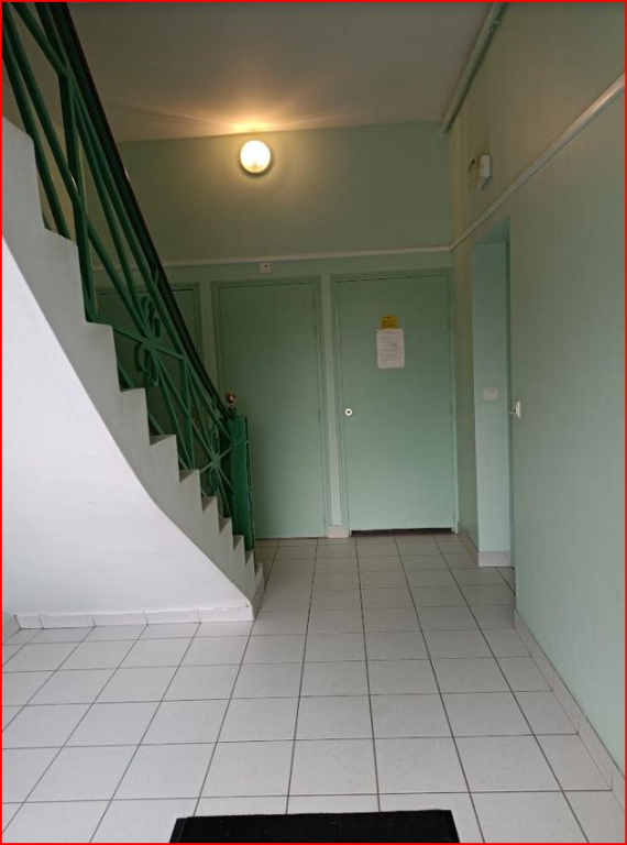 CARHAIX-PLOUGUER 29370 Carhaix Plouguer Appartement de standing centre ville 1 chambre parking privé 8