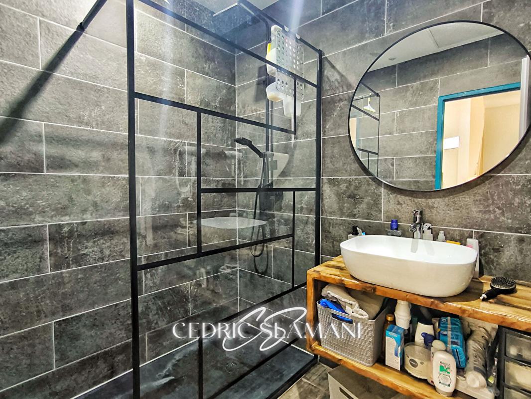 CARCASSONNE MAISON PLAIN PIED 70 M2, 2 CHAMBRE, CUISINE AMERICAINE, SALON CATHEDRALE, SALLE D EAU, WC, JARDIN, GARAGE 9