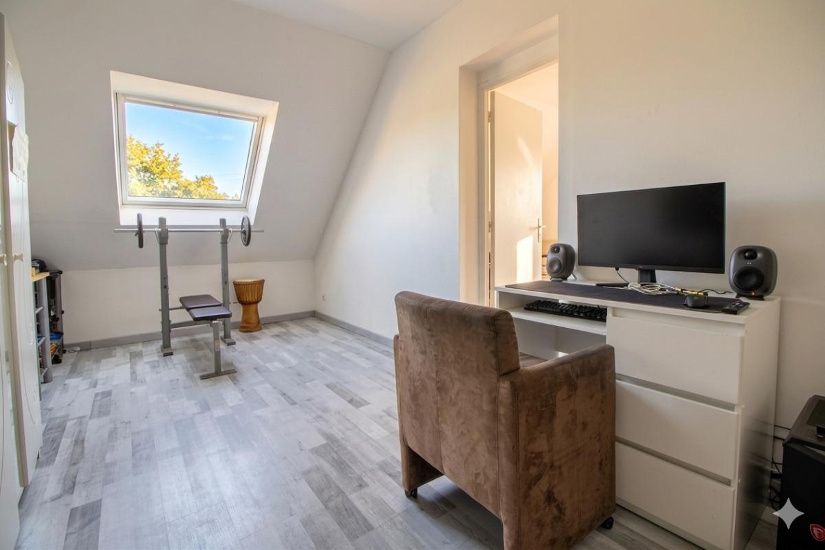 VOVES Maison Les Villages Voveens 4 CHAMBRES 111 m2 6