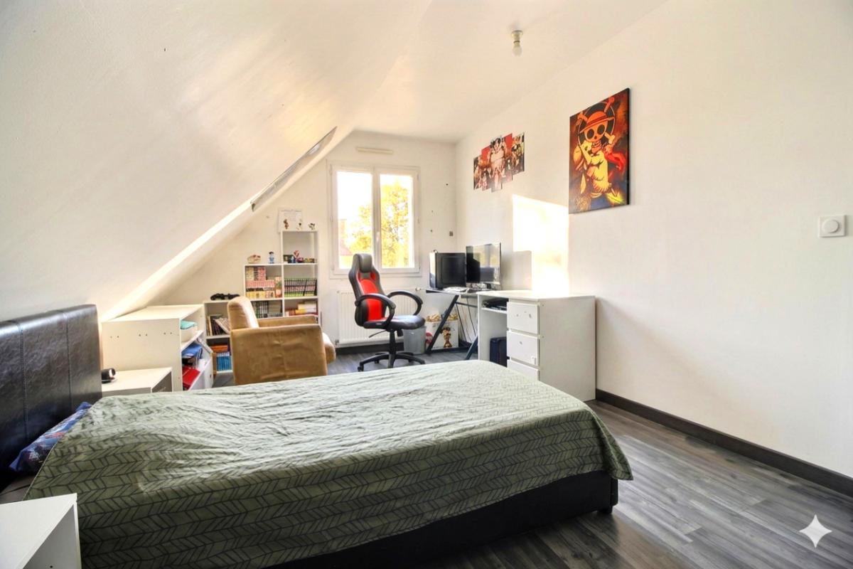 VOVES Maison Les Villages Voveens 4 CHAMBRES 111 m2 8