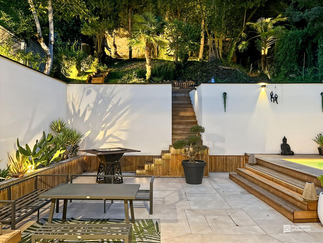 CAMBES Propriété de caractère en pierre  - 215 m² - Piscine - Grotte / carrière - Cambes - 20 min Bordeaux 18