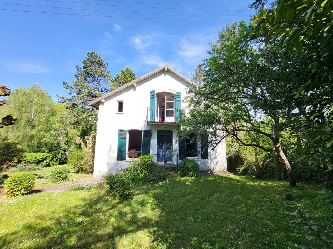 SACLAS ENSEMBLE IMMOBILIER D'EXCEPTION À SACLAS ? BORD DE RIVIÈRE - 2 maisons 17